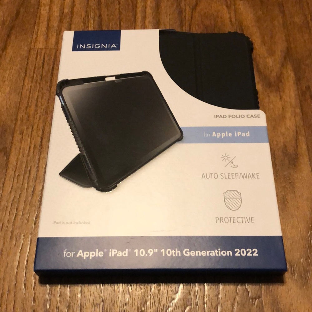 Insignia iPad Folio Case For 10th. Generation 10.9”
